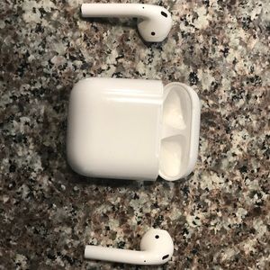 Apple AirPods 1